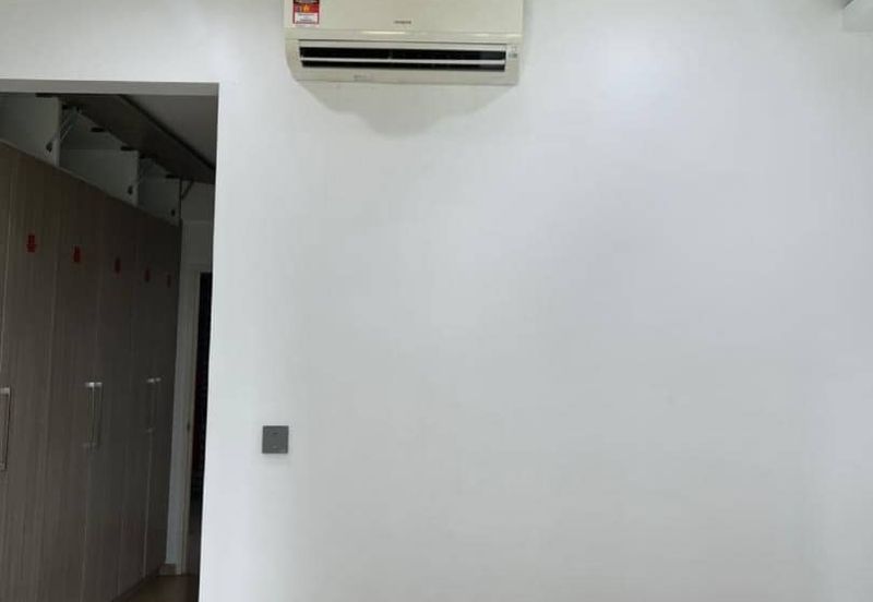 Gravit8 @ Klang South