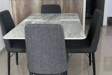 Gravit8 @ Klang South