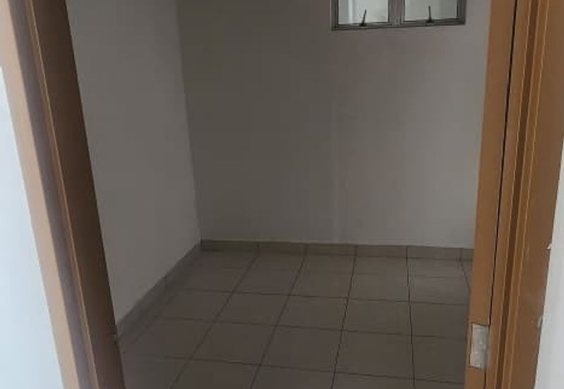 Azaria Apartment @ Bandar Paklands