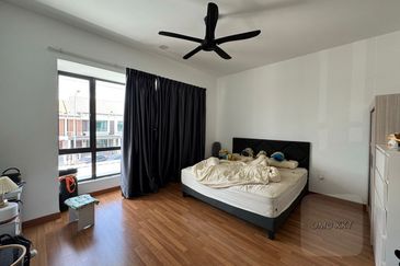 ATHIRA, Bandar Bukit Raja