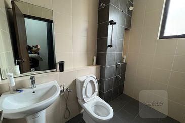 ATHIRA, Bandar Bukit Raja