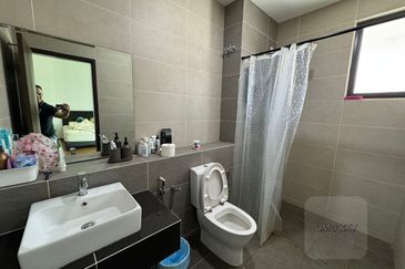 ATHIRA, Bandar Bukit Raja