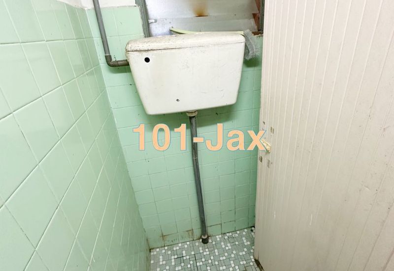 Taman Seri Dua Belas