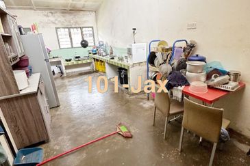 Taman Seri Dua Belas