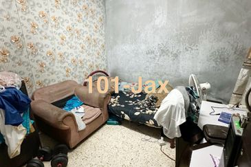 Taman Seri Dua Belas