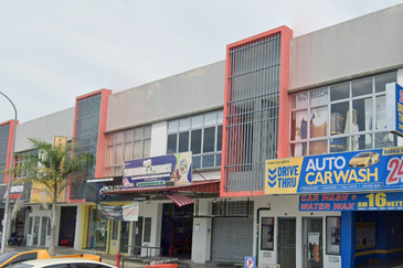 Ground Floor Shop @ Taman Awani Bangi