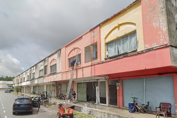 2 Storey Shoplot @ Nilai 7