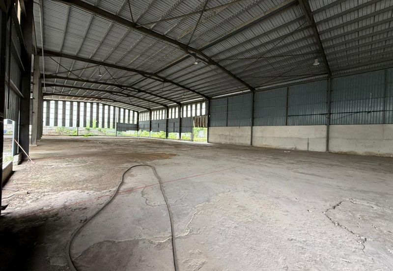 Detached Factory With 2 Storey Office For Sale