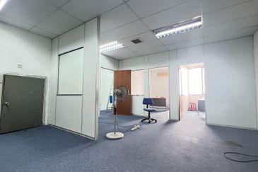 Medan Putra Business Centre