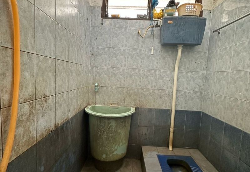 Pusat Perniagaan Putra