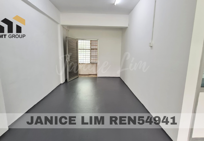 Pusat Perniagaan Maju Jaya