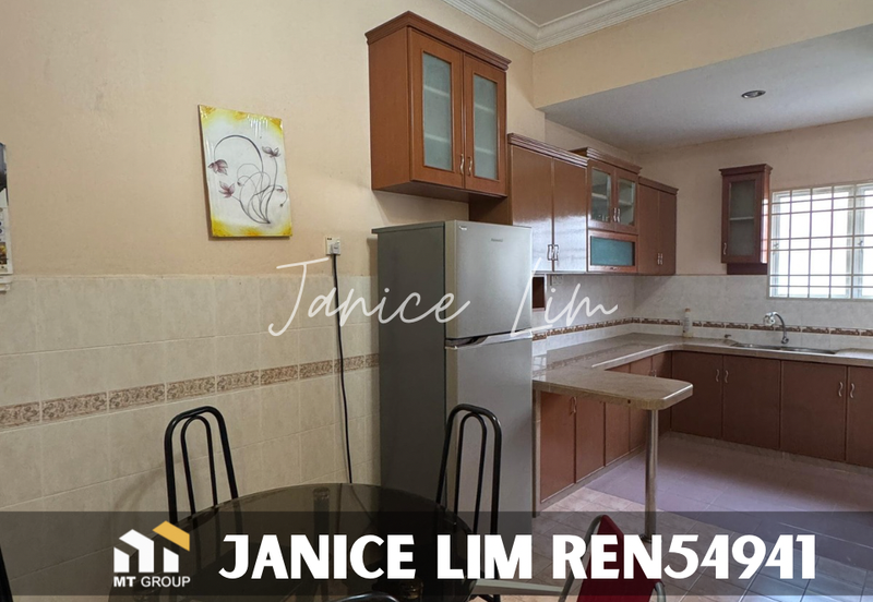 Bandar Laguna Merbok