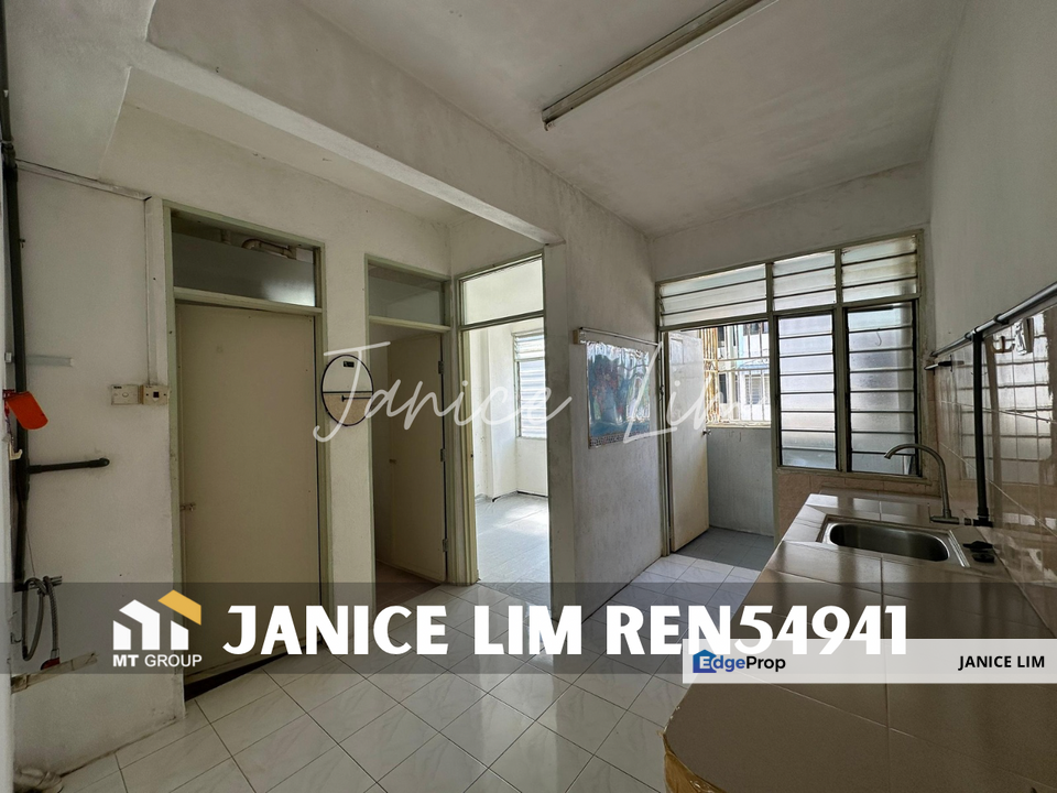 Good Condition Pangsapuri Limau Manis Flat For Sale, Penang, Bukit Mertajam