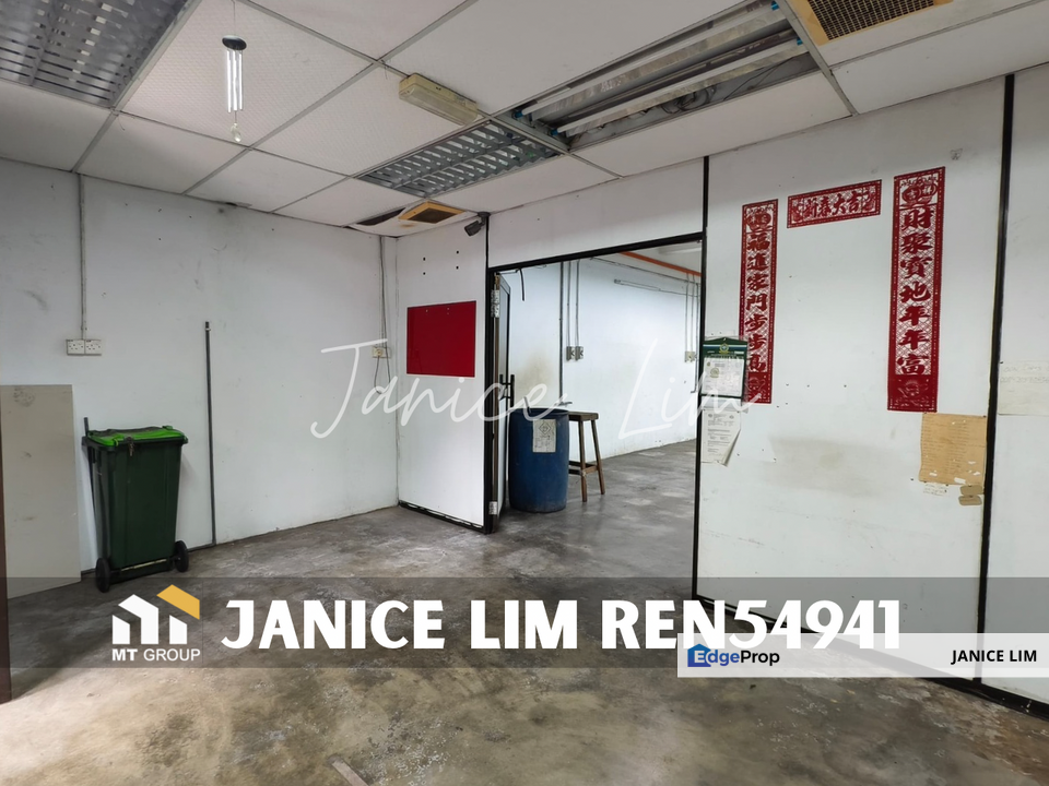 Taman Jaya Double Storey Shoplot Facing Road Near Klinik Kesihatan Padang Serai, Kedah, Padang Serai