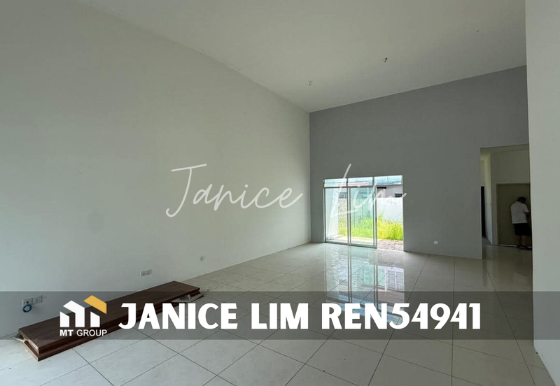 YARRA PARK WESTFIELD