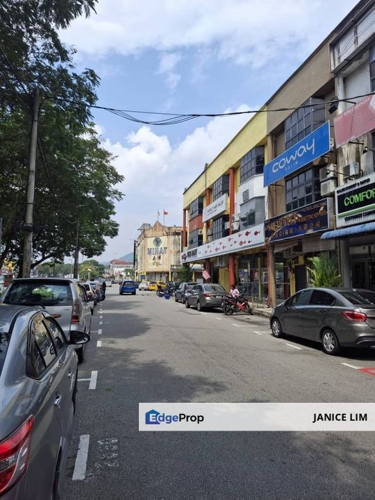 Taman Semarak Kulim 3 Storey Shoplot Facing Road For Sale, Kedah, Kulim