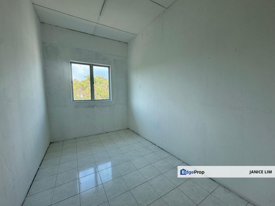 Taman Pulasan Bukit Minyak Flat For Sale, Penang, Bukit Minyak