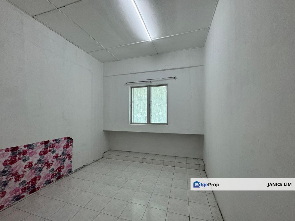 Taman Pulasan Bukit Minyak Flat For Sale, Penang, Bukit Minyak