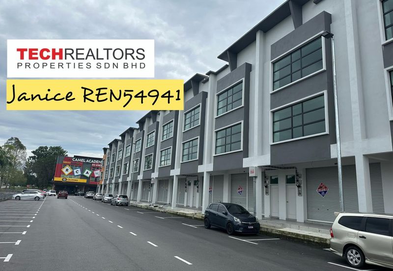 Kulim Avenue 3 Storey Shoplot Ground Floor Unit Facing Road