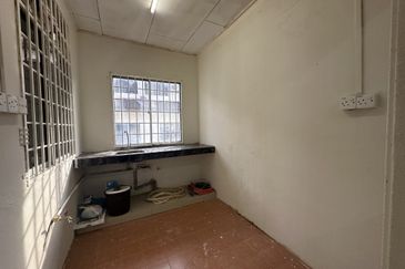 TAMAN LEMBAH IMPIANA