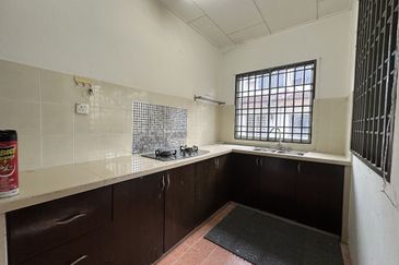 TAMAN LEMBAH IMPIANA