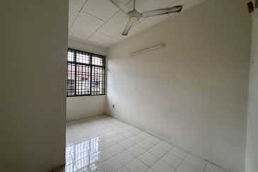 TAMAN LEMBAH IMPIANA