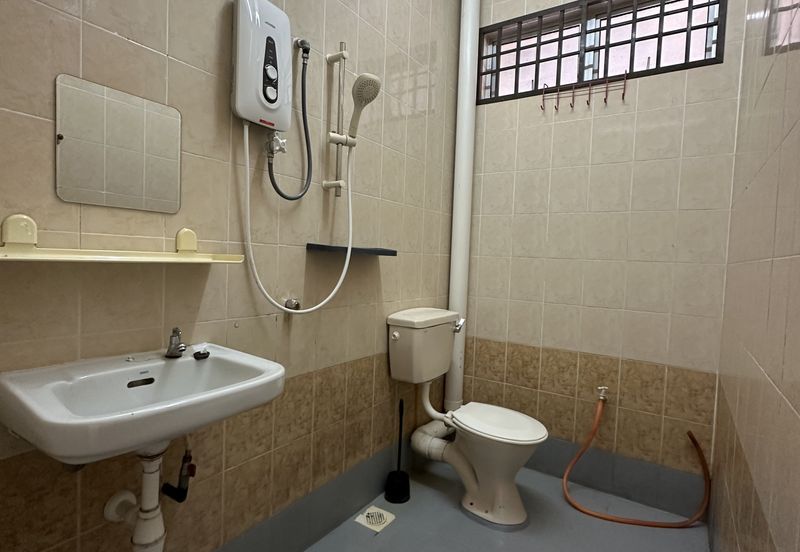 TAMAN LEMBAH IMPIANA