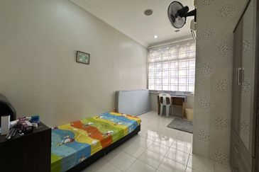 TAMAN LEMBAH IMPIANA