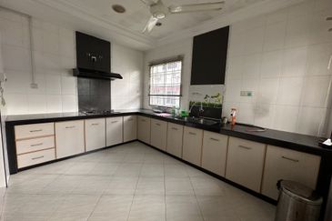 TAMAN LEMBAH IMPIANA