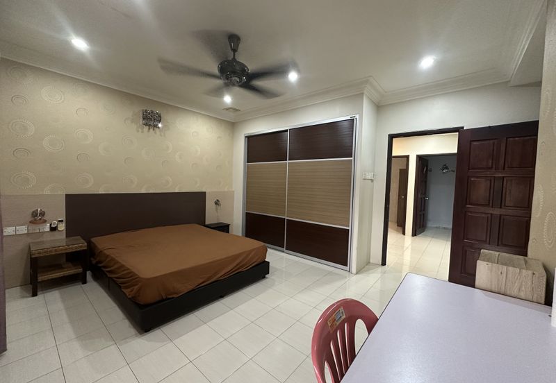 TAMAN LEMBAH IMPIANA