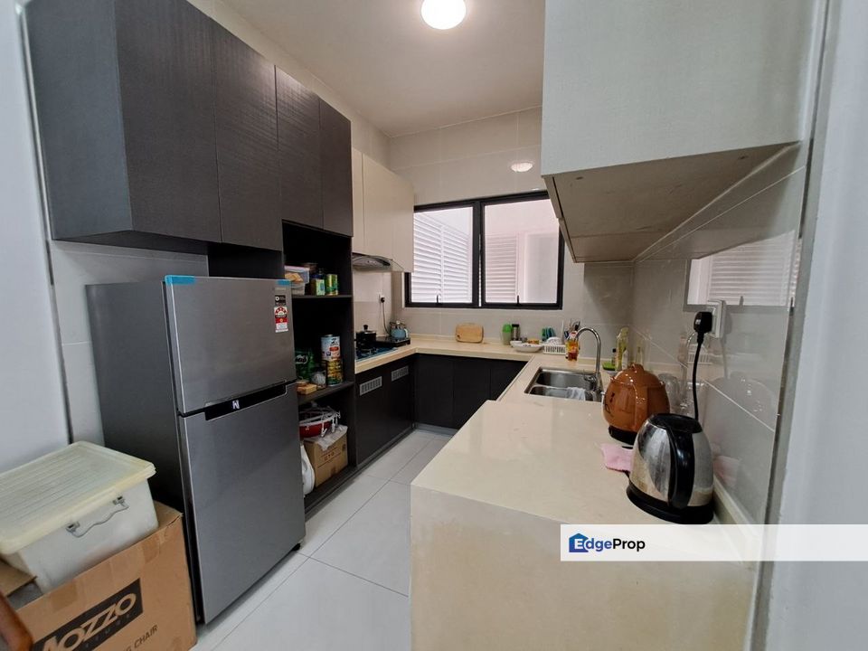 Bay Laurel Country Garden Danga Bay Partial Seaview Unit for Sale, Johor, Johor Bahru