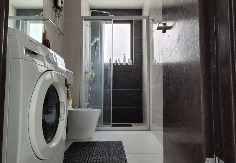 Baypoint @ Country Garden Danga Bay