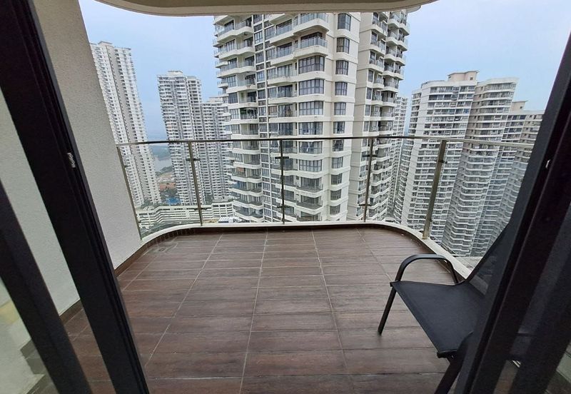 Bay Laurel @ Country Garden Danga Bay