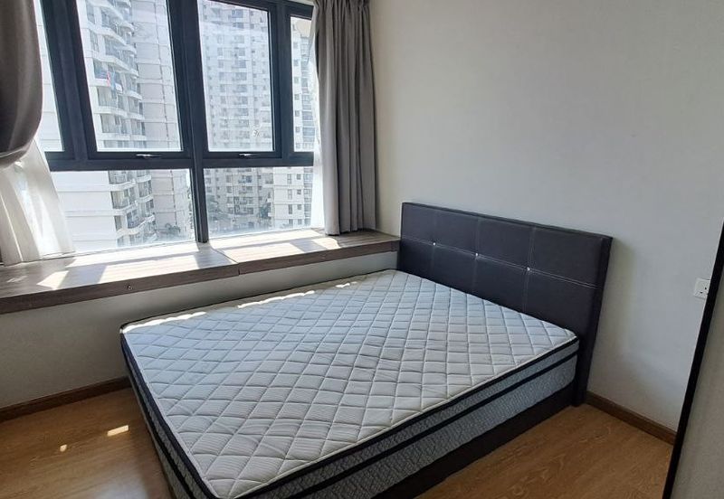 Baypoint @ Country Garden Danga Bay