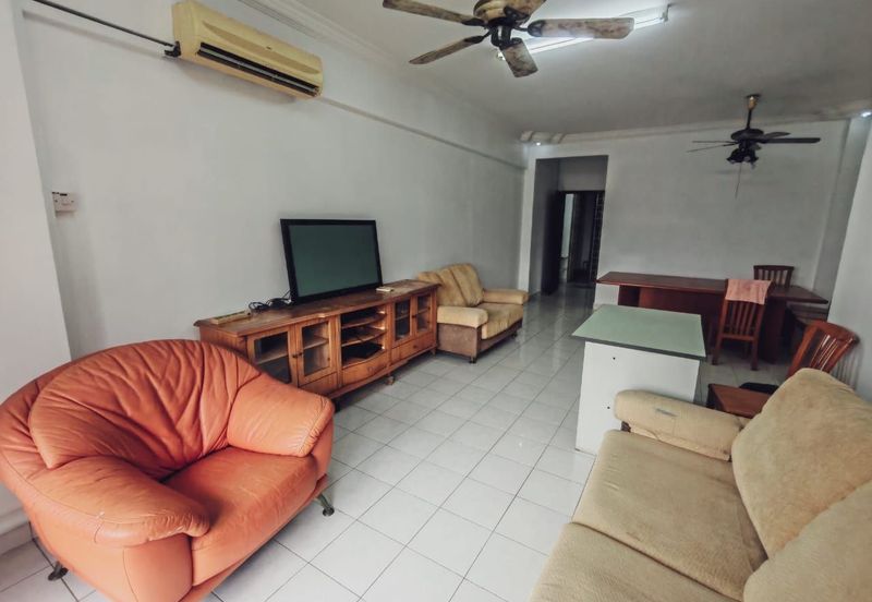 Dwi Mahkota Condominium