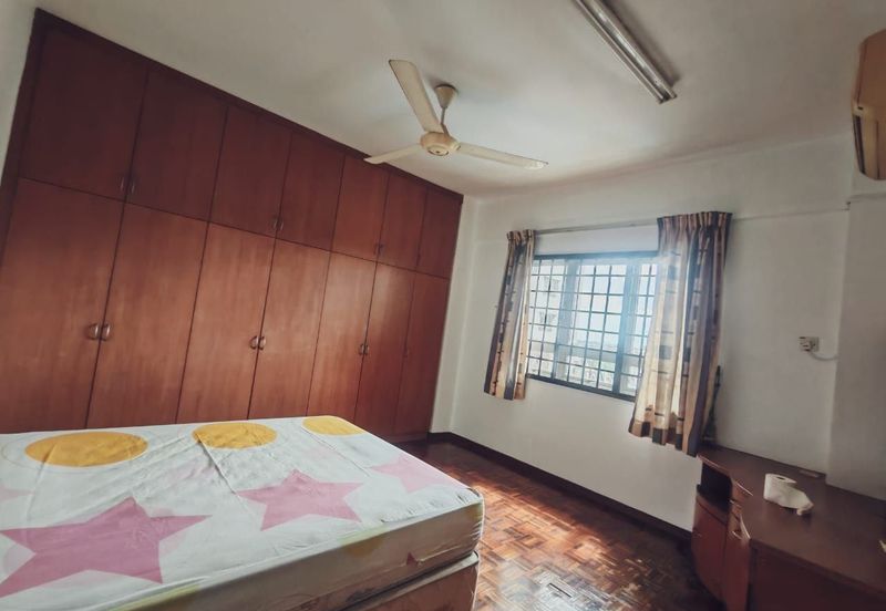 Dwi Mahkota Condominium