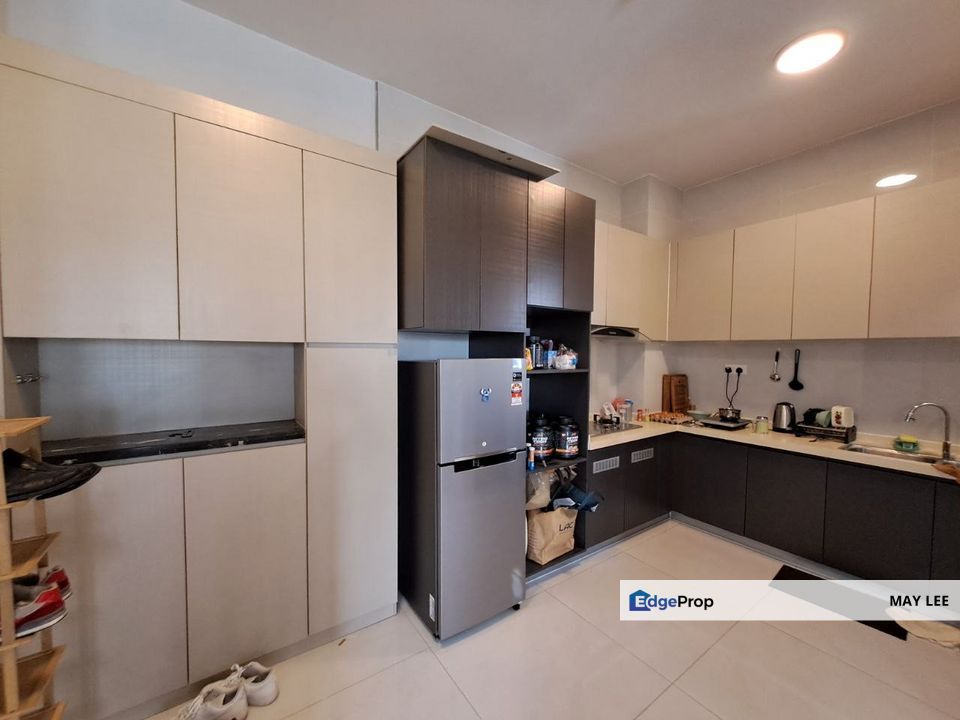 Bay Laurel Lower Floor Facing Seaview & Garden View, Johor, Johor Bahru