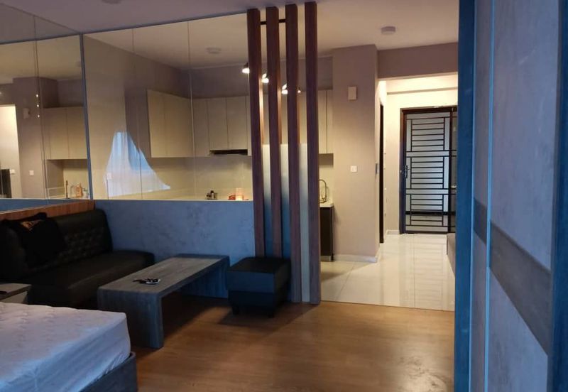 Baypoint @ Country Garden Danga Bay