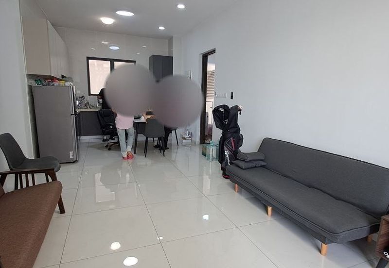 Bay Laurel @ Country Garden Danga Bay