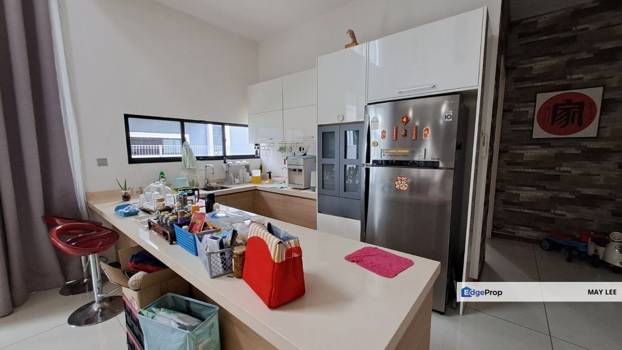 Isola Grandeur@Senibong Cove Permas Jaya, Johor, Masai