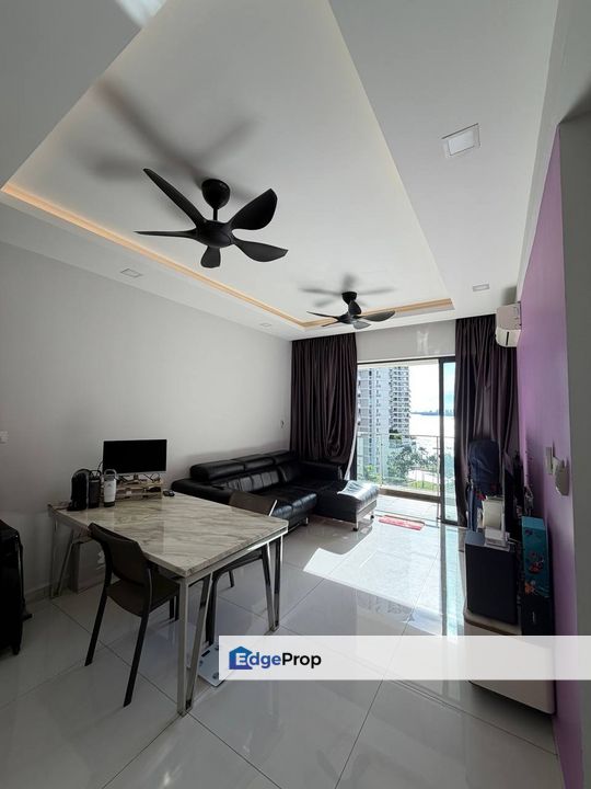 Bay Point Country Garden Danga Bay Renovated Unit For Sale, Johor, Johor Bahru