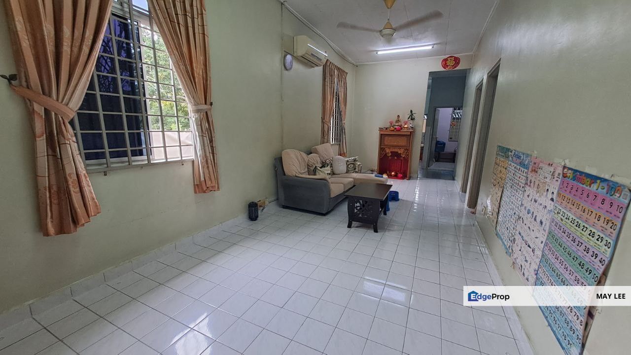 Single Storey Terrace House End Lot@ Taman Megah Ria, Johor, Masai