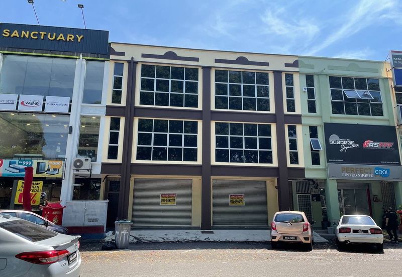 Facing AMJ Highway Taman Semabok Perdana