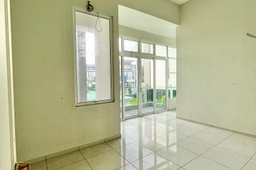 Taman Saujana Heights