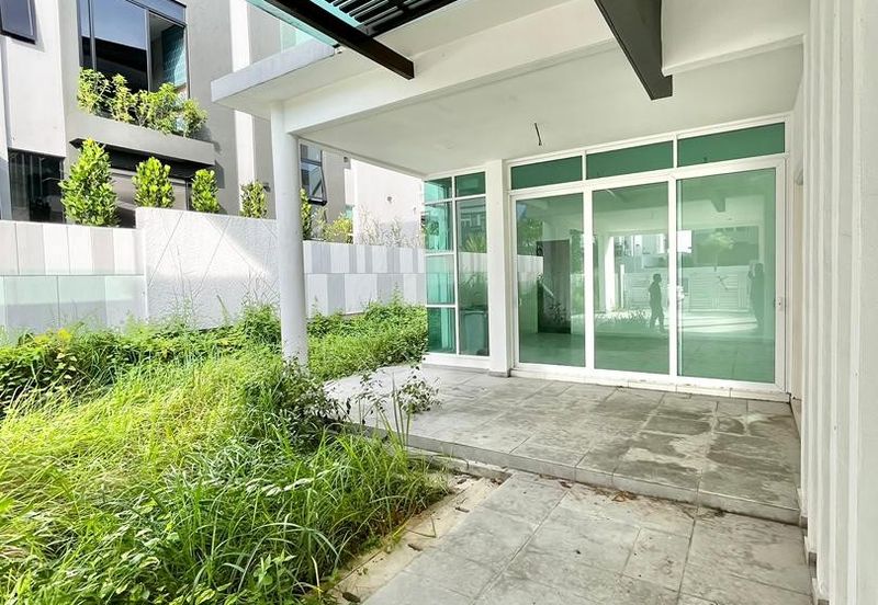 Taman Saujana Heights