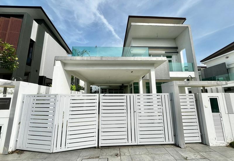 Taman Saujana Heights