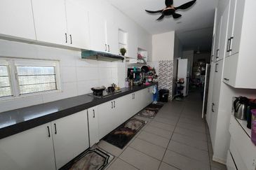 IDAMAN VILLA @ BANDAR SRI SENDAYAN