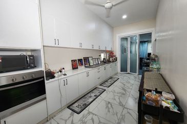 IDAMAN VILLA @ BANDAR SRI SENDAYAN