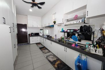 IDAMAN VILLA @ BANDAR SRI SENDAYAN