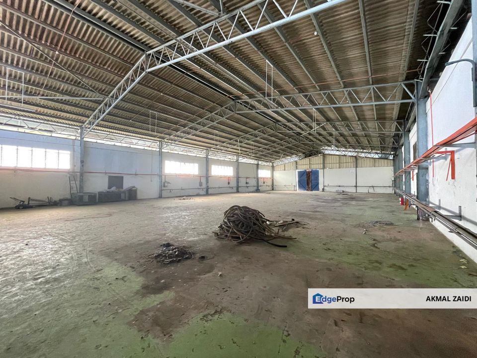 9 Acre Industrial Land With Building Melaka Seremban : warehouse , office and factory, Melaka, Ayer Keroh